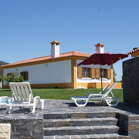 Casa Da Eira Em Dornes - Casa De Campo Familiar Com Piscina Vendégház Kültér fotó